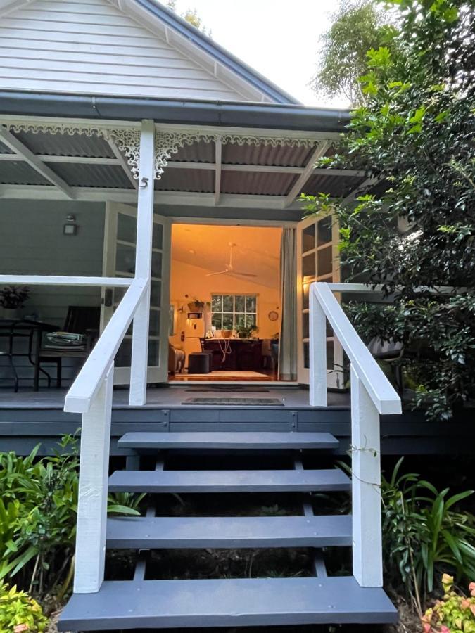 Romantic Cottage, Tamborine Mountain Ngoại thất bức ảnh